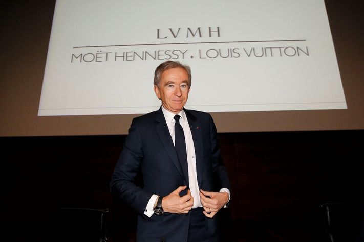 Šéf a majitel skupiny LVMH Bernard Arnault je nejbohatším mužem Francie a jedním z nejbohatších Evropanů
