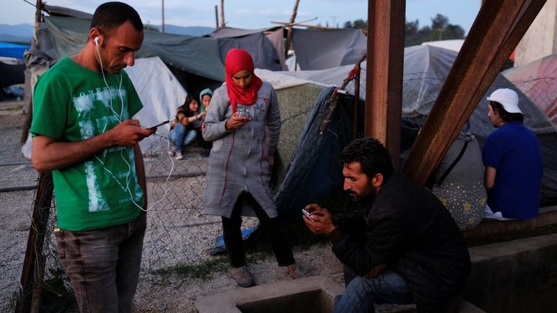 Běženci odmítají vyklidit provizorní tábor v Idomeni