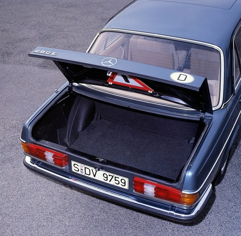Mercedes Benz W 123 Nesmrtelne Piano Slavi 40 Let Novinky Cz Mercedes Benz W 123 Nesmrtelne Piano Slavi 40 Let Novinky Cz