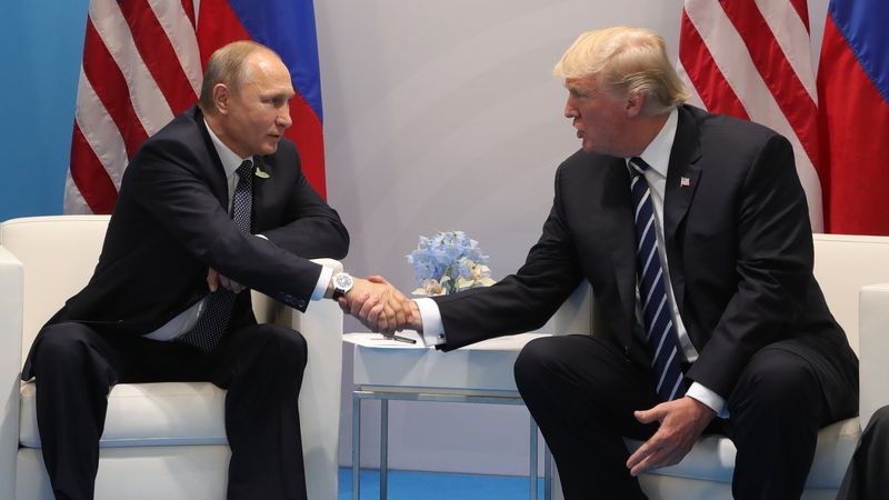 Prezidenti USA a Ruska Donald Trump a Vladimir Putin na summitu G20 v Hamburku