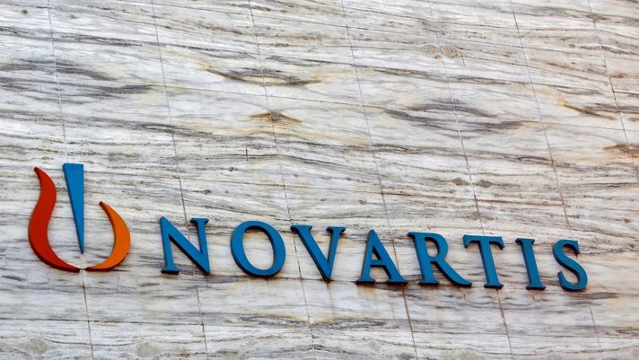 V roce 2015 Novartis operovala s obratem 50,36 miliardy dolarů (1281 biliónů korun) a vykázala zisk 17,783 miliardy dolarů (přes 453 miliard korun).