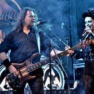 Na koncertě se skupinou Arakain.