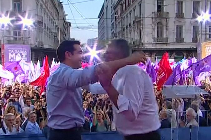 BEZ KOMENTÁŘE: Vůdce SYRIZA oslavil v Aténách vítězství ve volbách