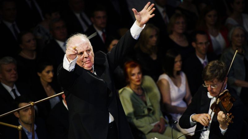 Daniel Barenboim řídil Vídeňské filharmoniky.