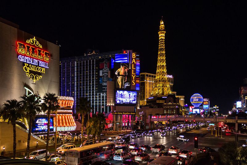 Kopie Eiffelovy věže, ale i sochy Svobody - Las Vegas je město neomezených možností.