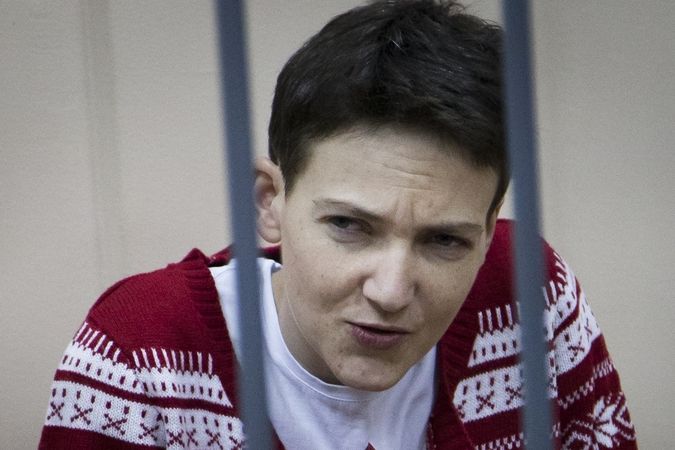 Naděžda Savčenková v kleci před soudem 4. března 
