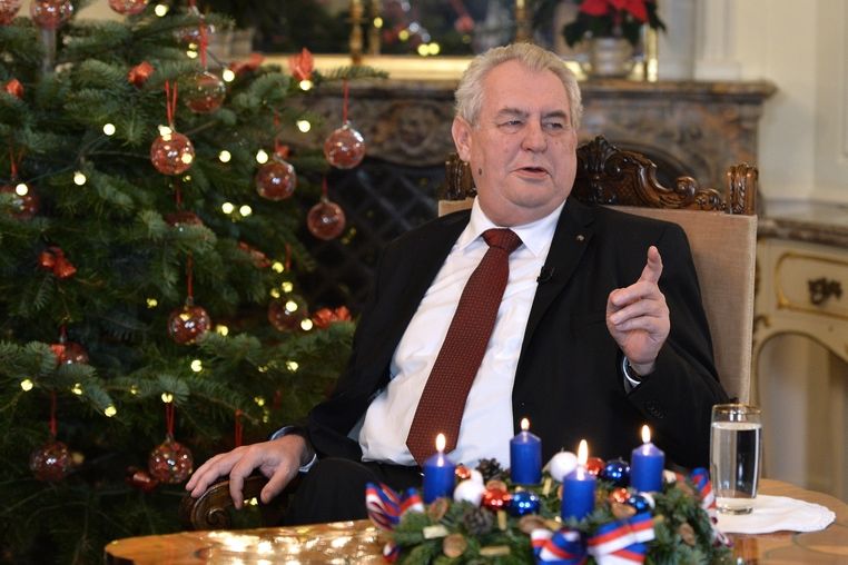 Vánoční projev prezidenta Miloše Zemana 26. prosince v Lánech. Snímek byl pořízen před natáčením.