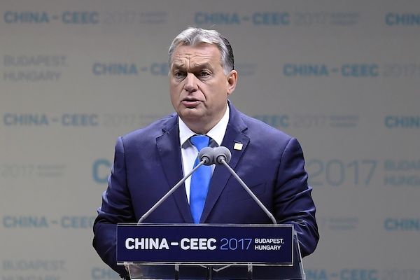 Viktor Orbán na summitu  