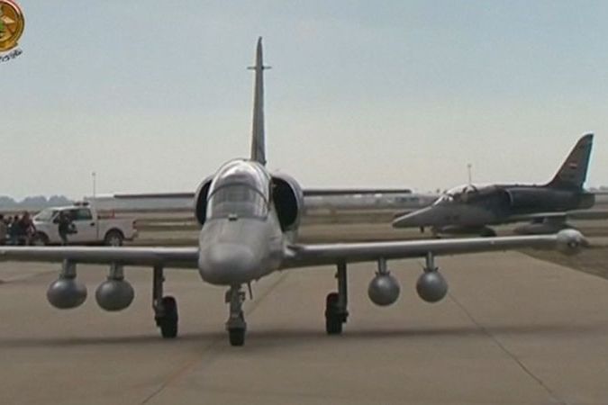 BEZ KOMENTÁŘE: Irák převzal první lehké bitevníky L-159 z České republiky