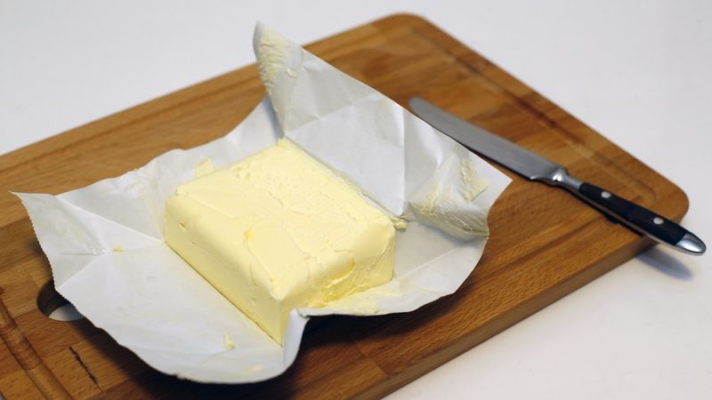 Cena másla v červnu opět překonala 50 korun.
