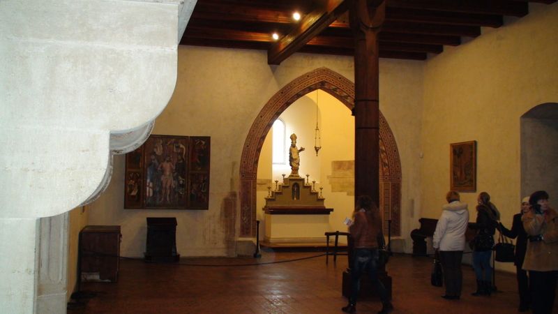Rytířský sál s kaplí sv. Mikuláše