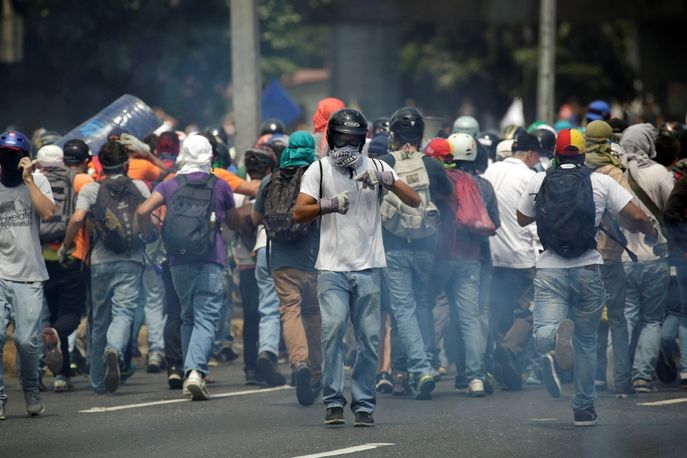 Protesty proti prezidentu Madurovi ve venezuelském Caracasu
