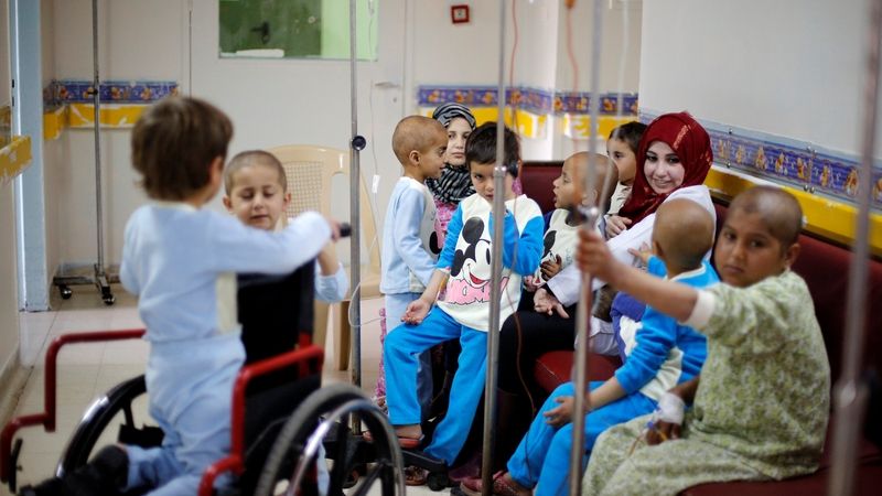 Děti s onkologickými onemocněními v nemocnici v syrském Damašku