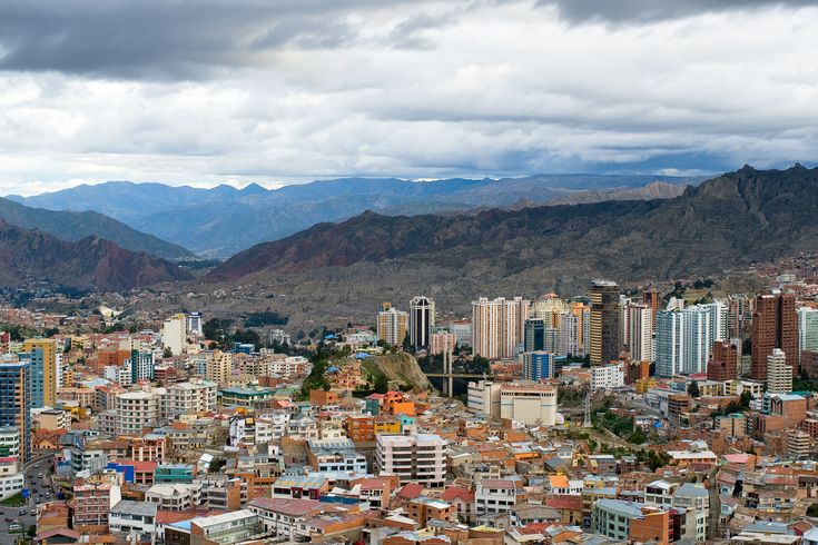 La Paz je údajně nejvýše položeným městem světa, ale o to, zda je skutečně hlavním městem, se vedou spory.