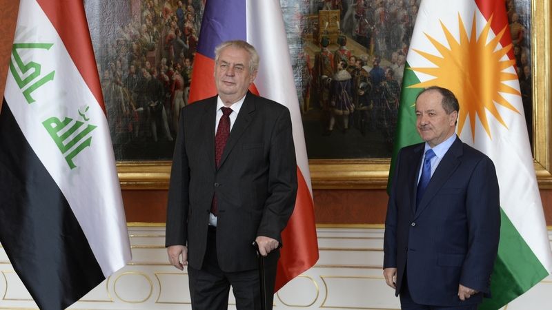 Miloš Zeman (vlevo) přijal prezidenta iráckého autonomního Kurdistánu Masúda Barzáního.