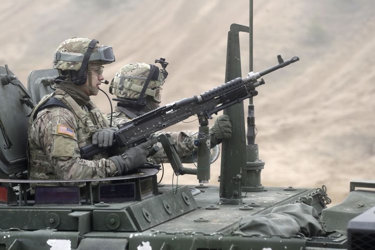 Američtí vojáci na cvičení v Lotyšsku v rámci operace NATO Atlantic Resolve (Atlantické odhodlání)