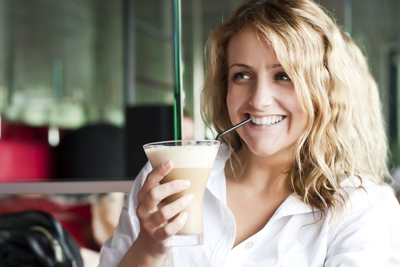Víte, že změnou kávy můžete ušetřit přes 100 kalorií?
