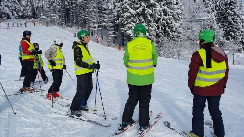 Děti ze ZŠ Josefa Růžičky z chorvatské Končenice lyžovaly na Bílé.