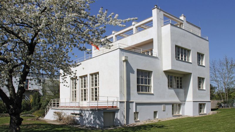 Zrekonstruovaná Winternitrova vila láká návštěvníky na bohatý kulturní program i krásnou architekturu