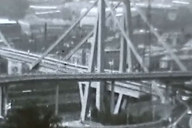 BEZ KOMENTÁŘE: Stavba mostu v Janově v 60. letech