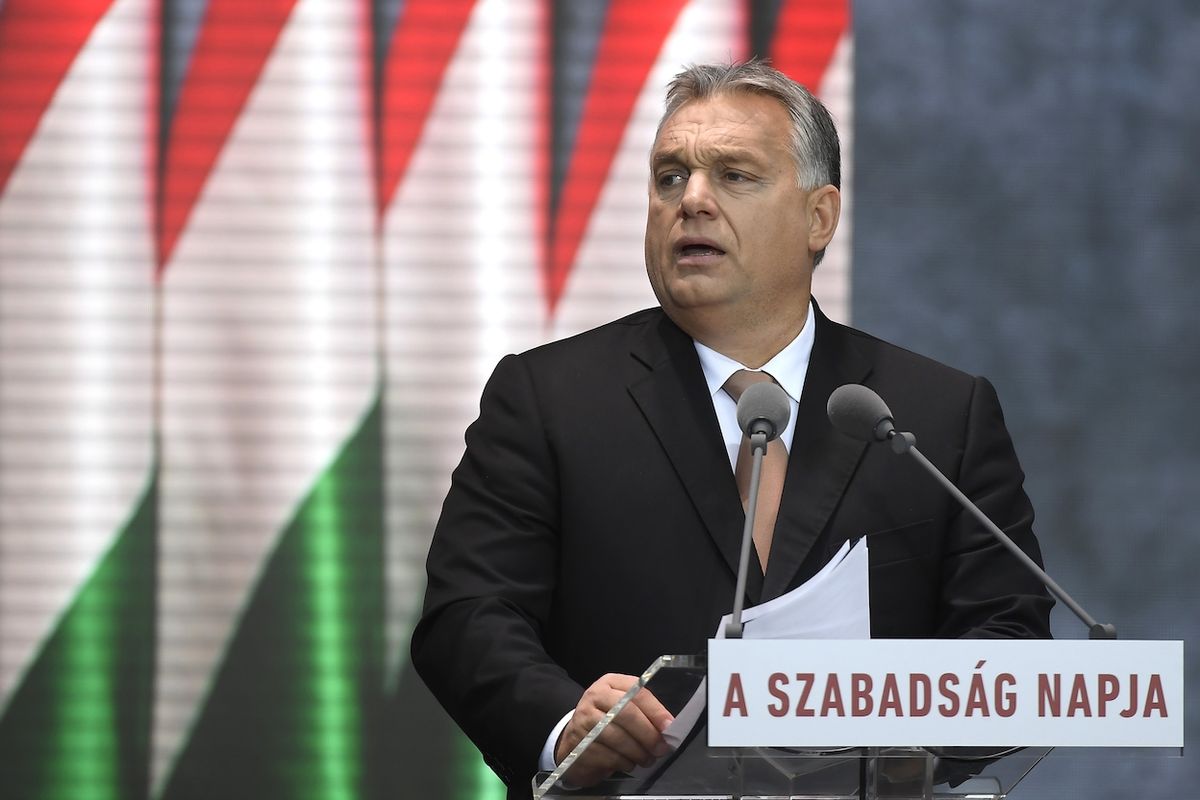 Viktor Orbán během projevu