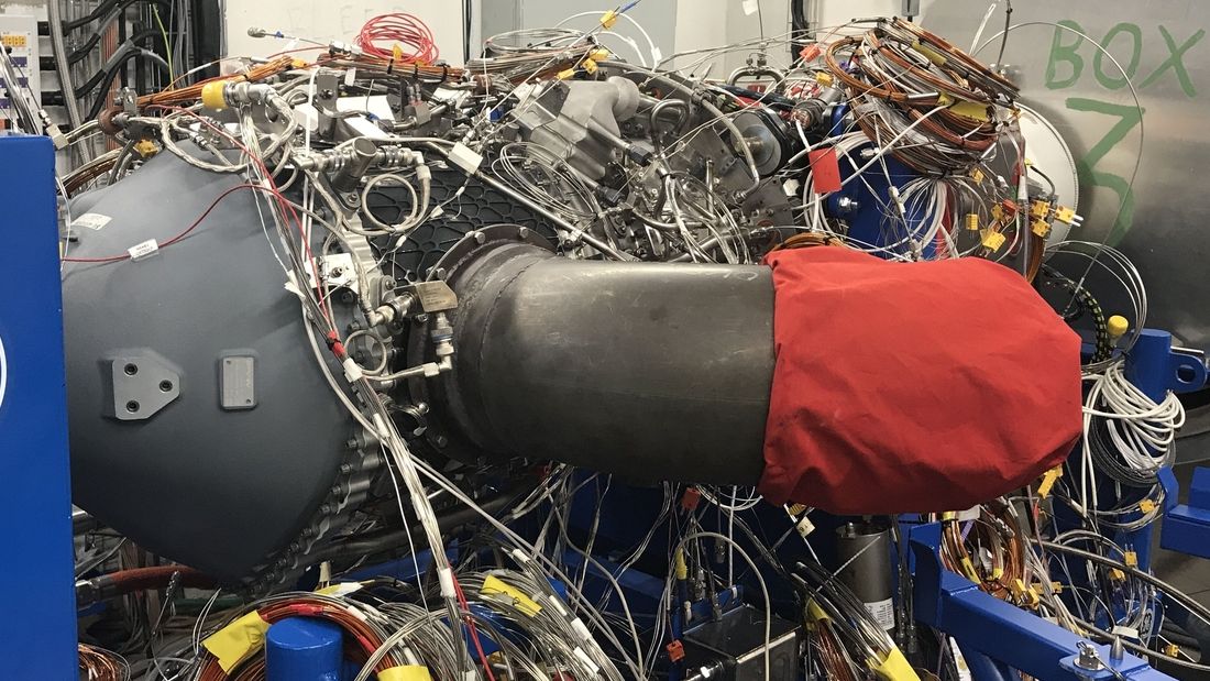 Test turbovrtulového motoru Advanced Turboprop