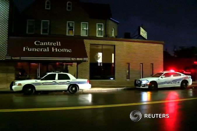 BEZ KOMENTÁŘE: V bývalé budově pohřebního ústavu v Detroitu našli těla 11 dětí