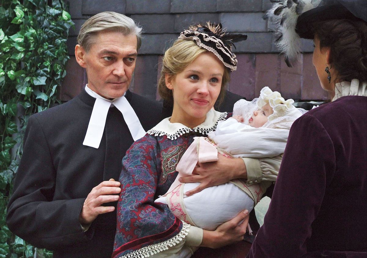 V televizním filmu Sněžná noc (2009) hrála manželku evangelického pastora, kterého ztělesnil Vladimír Dlouhý.