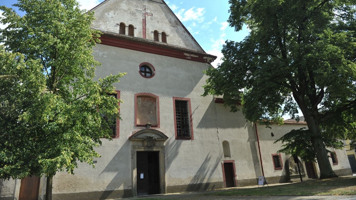 Areál bývalého kapucínského kláštera v centru Opočna
