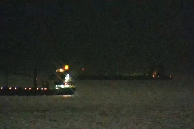 BEZ KOMENTÁŘE: Zadržovaný íránský tanker v noci vyplul z Gibraltaru