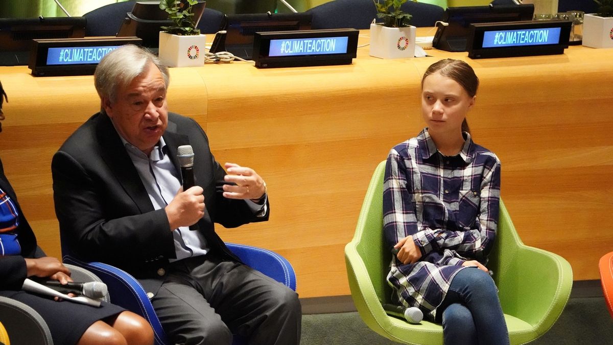 Generální tajemník OSN Antonio Guterres se švédskou aktivistkou Gretou Thunbergovou na zářijovém summitu OSN