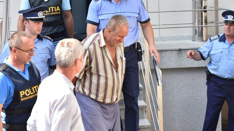 BEZ KOMENTÁŘE: Rumunskem otřásl případ dvou zavražděných stopařek, k vraždě se přiznal 66letý muž
