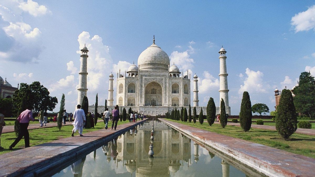 Do Tádž Mahalu bude moci maximálně 40 tisíc Indů denně. 