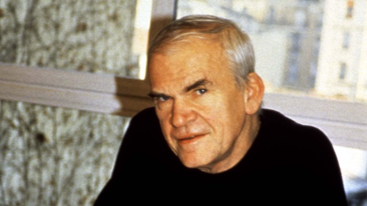 Spisovatel Milan Kundera, jeden ze signatářů manifestu (archivní snímek)