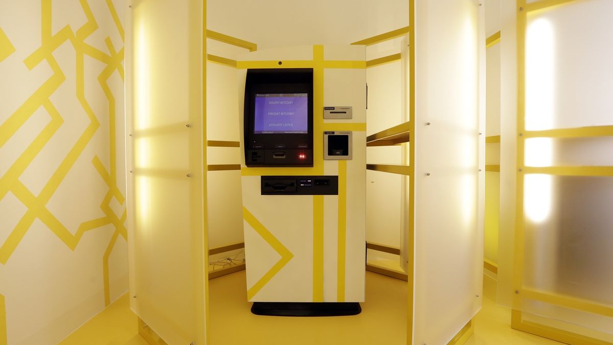 Bankomat na bitcoiny (ilustrační foto)