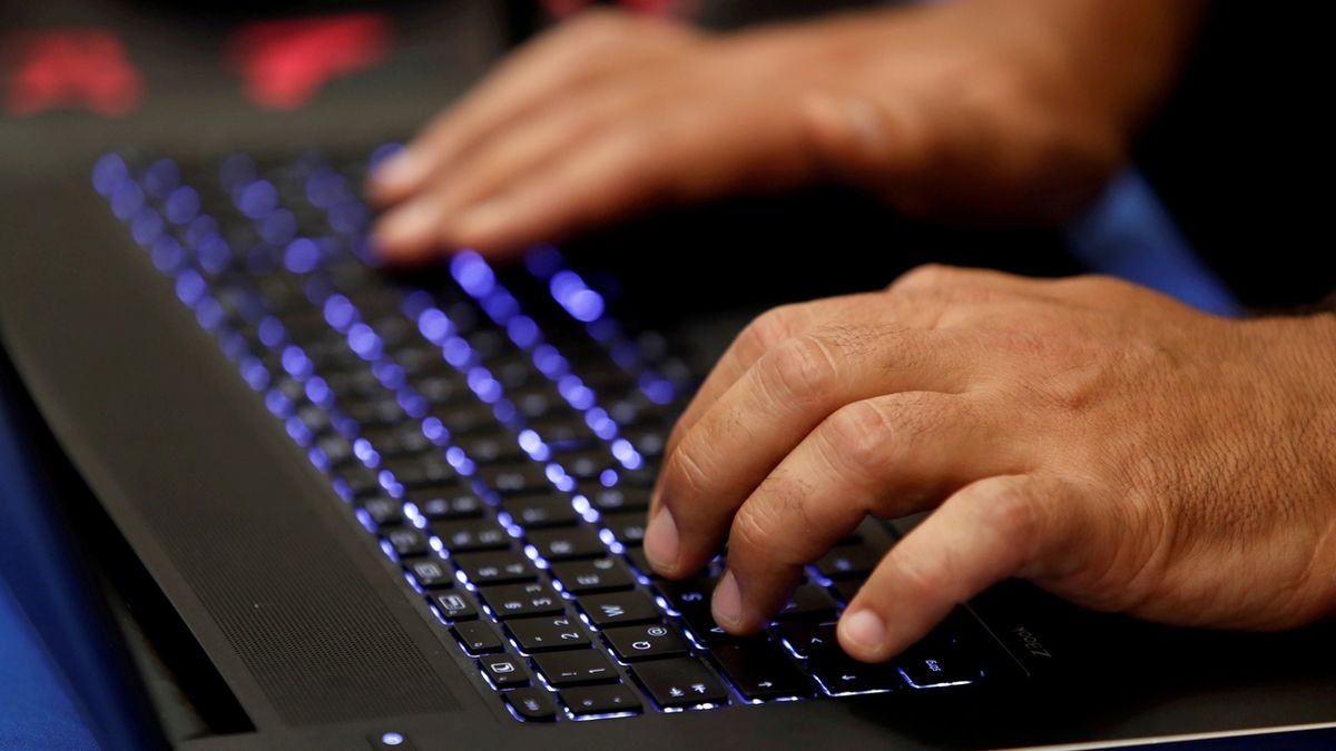 Počet hackerských útoků na české firmy se zdvojnásobil