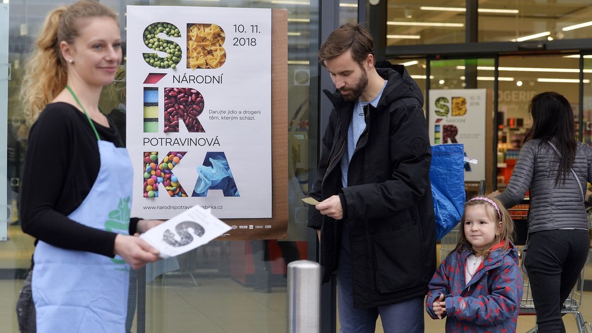 Ve více než 660 prodejnách po celé České republice se konala Národní potravinová sbírka.