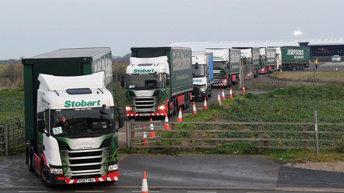 Cvičení na zvládnutí front kamiónů pro brexitu bez dohody 