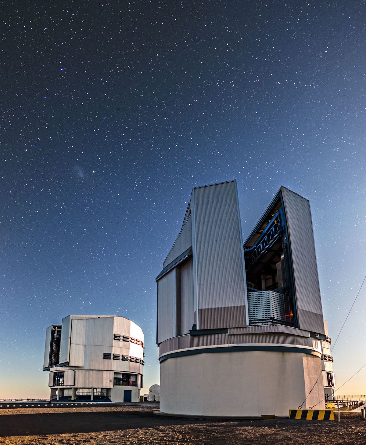 Soustava teleskopů VLT