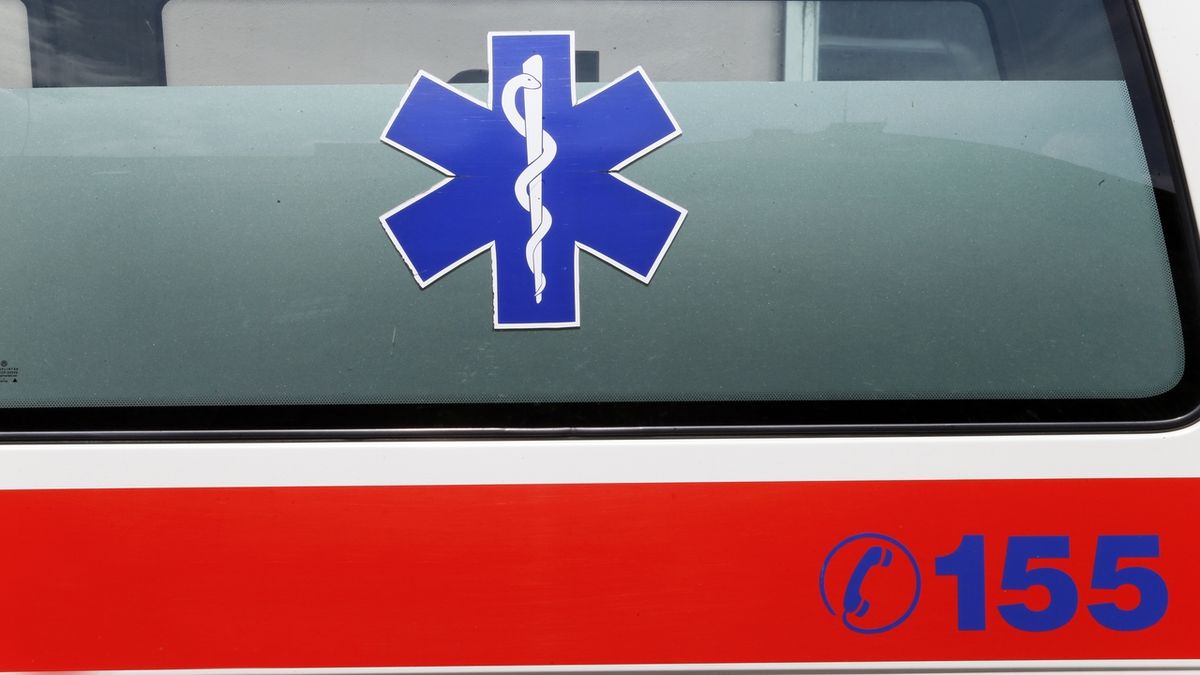 Řidič skútru na Olomoucku se srazil s autem, na místě zemřel