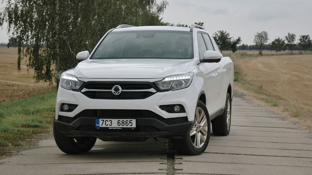 Ssangyong Musso Grand