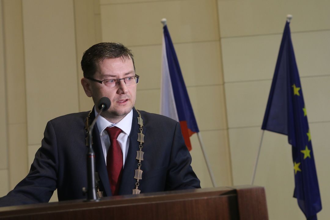 Karvinský primátor Wolf se po dvou dnech ozval