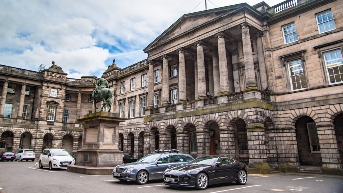Budova soudu ve skotském Edinburghu