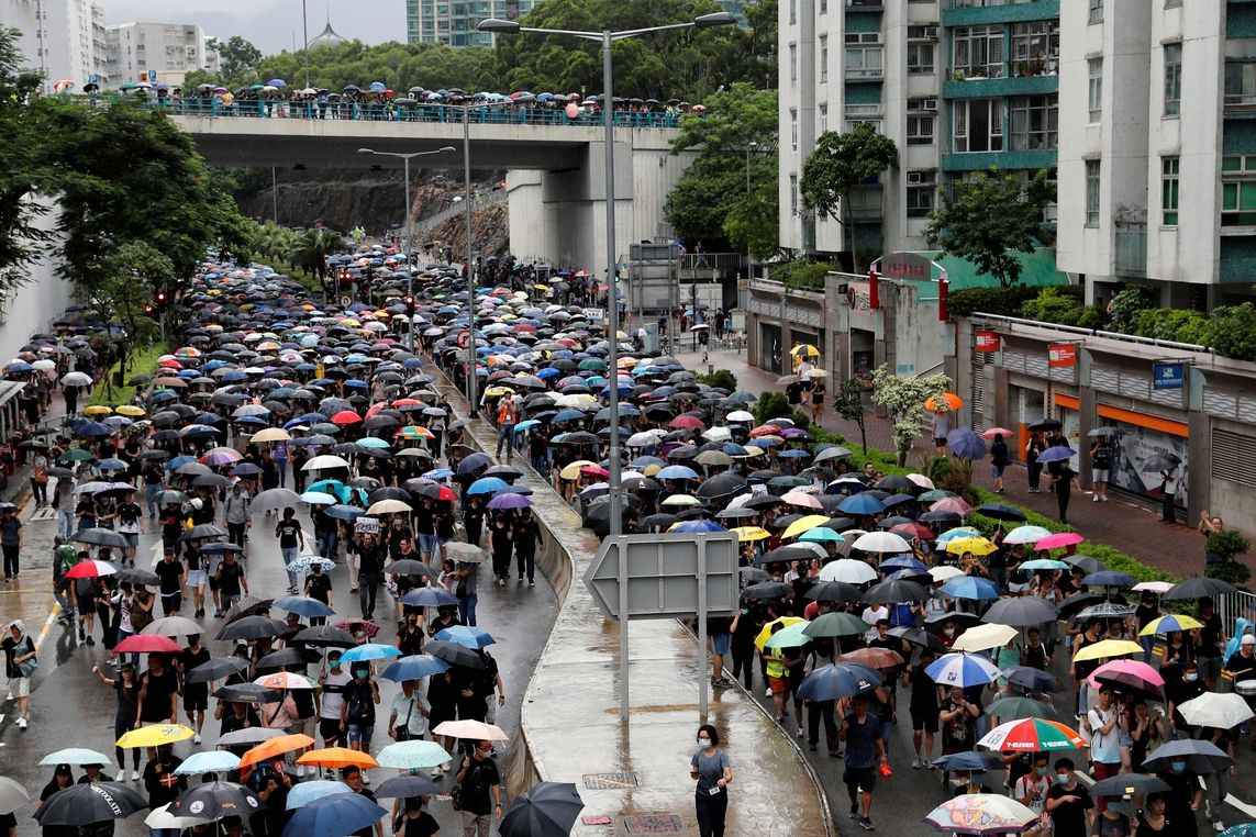 Nejnovější demonstrace se v Hongkongu obešla bez střetů s policií.
