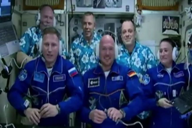 Záznam: Přílet astronautů na Mezinárodní vesmírnou stanici
