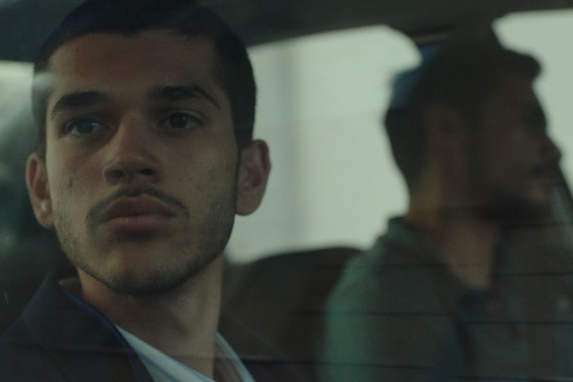 Yiğit Ege Yazar jako Jusuf ve filmu Bratři