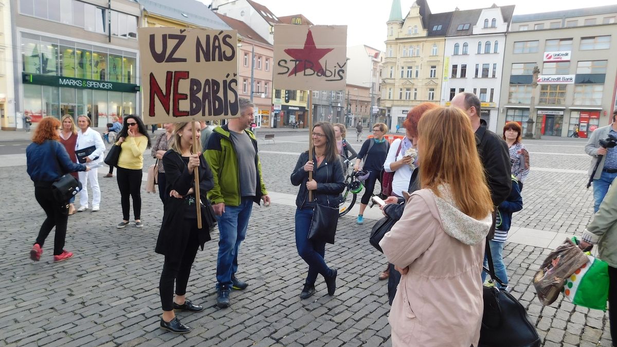 Protestující v Ústí nad Labem