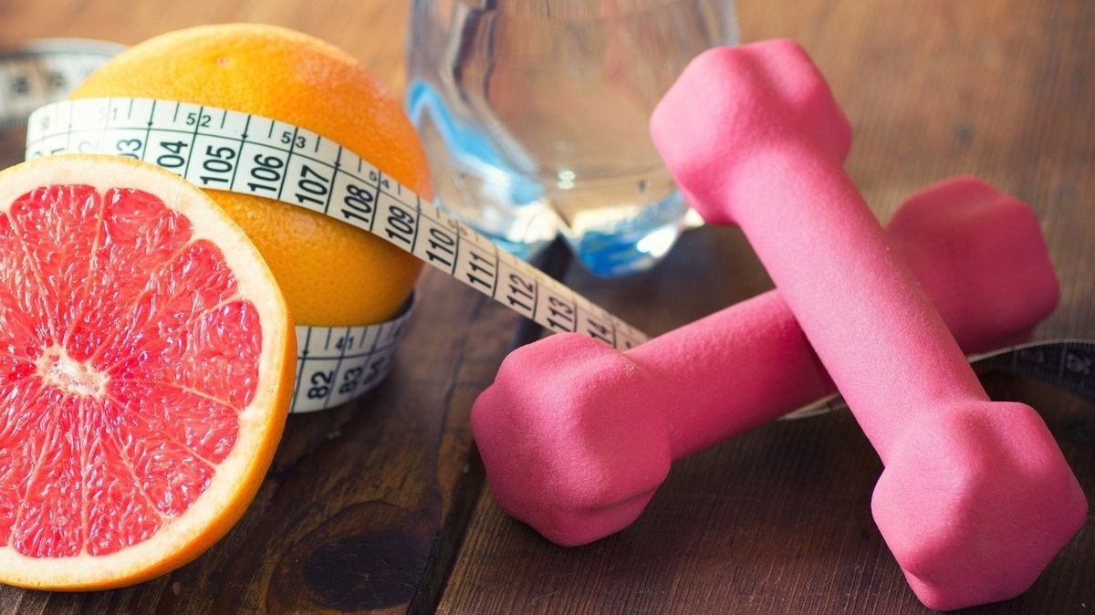 Jednostranně zaměřená dieta vede k tomu, že se při ní člověk dostává do kalorického deficitu.