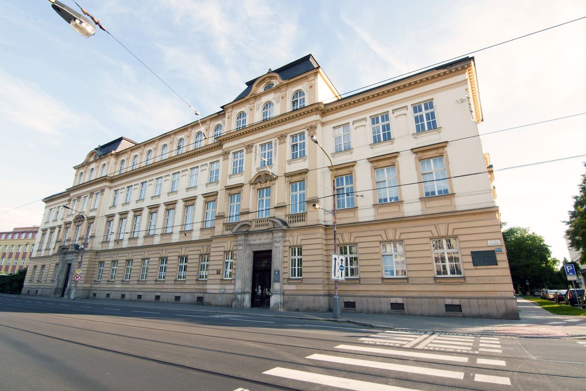 Budova Filozofické fakulty Univerzity Palackého v Olomouci