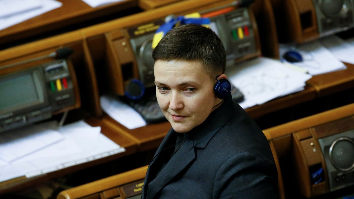 Nadija Savčenková v parlamentní lavici 